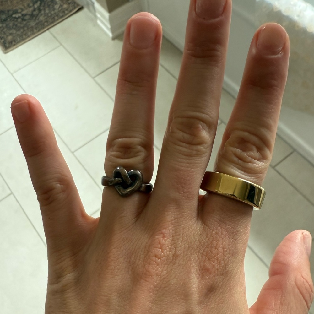Retired James Avery Heart Knot Ring